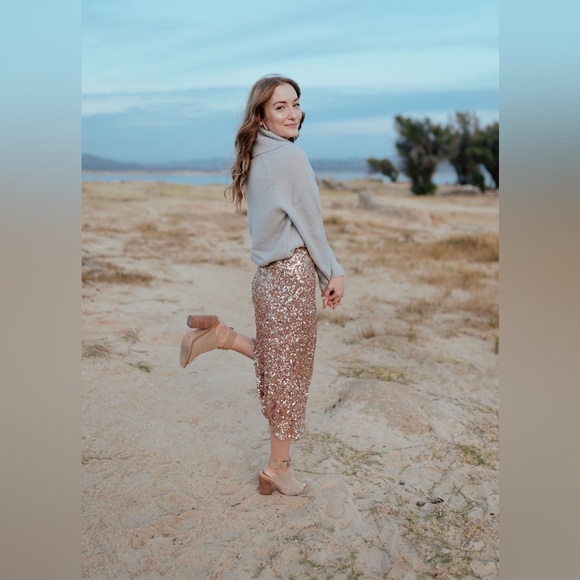 By Together Sequin Midi Skirt Holiday Skirt Party Skirt - Picture 2 of 4